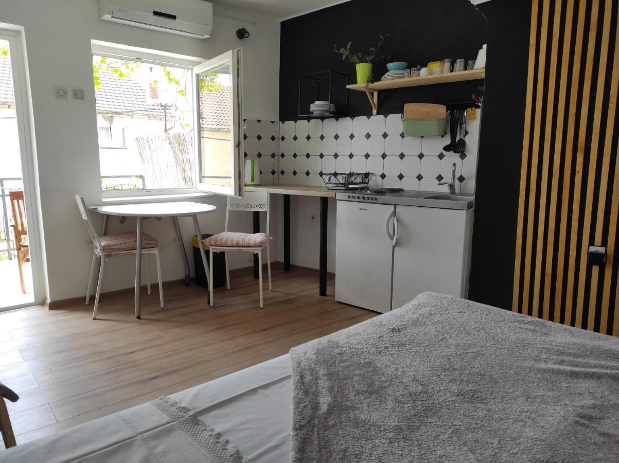 Apartment Seventh Continent 시베니크 외부 사진